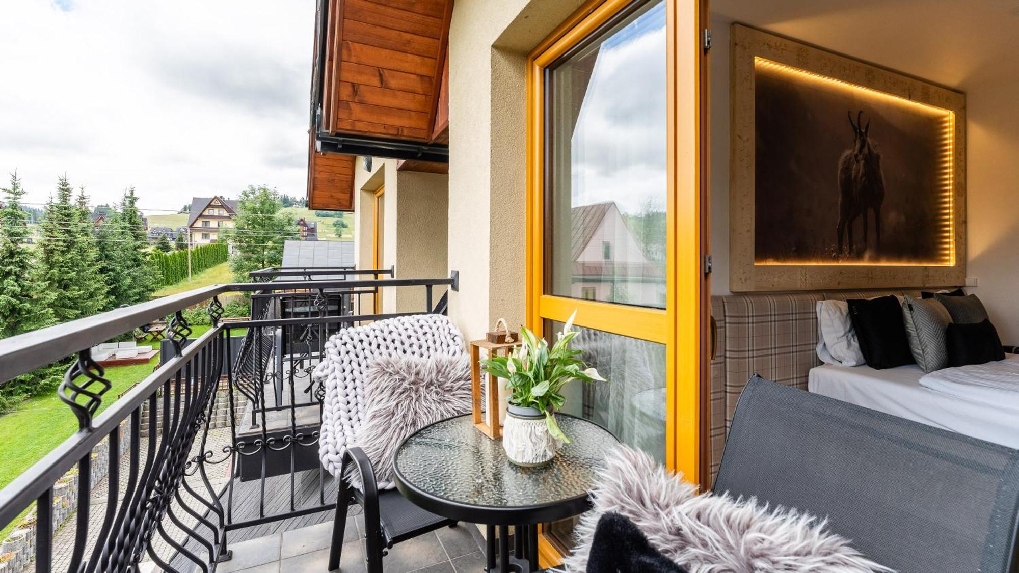Aparthotel Delta Białka Buitenkant foto